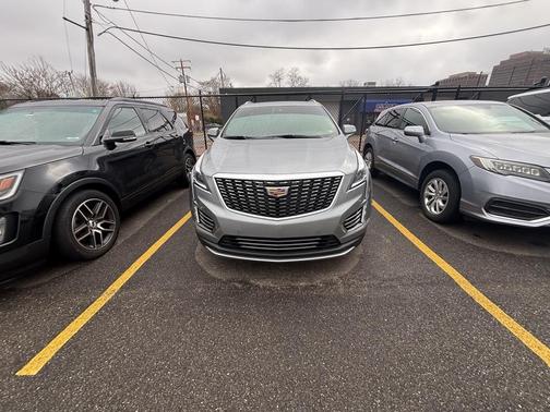 2025 Cadillac XT5 Premium Luxury
