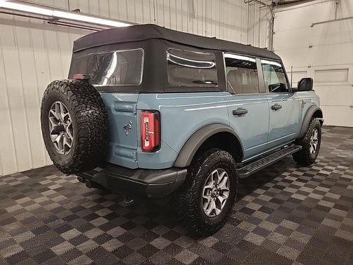 2023 Ford Bronco Badlands