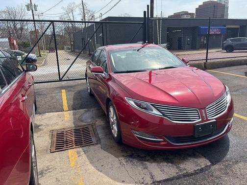 2016 Lincoln MKZ Hybrid Base