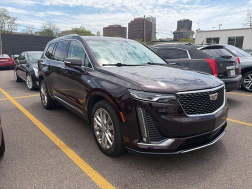Garnet Metallic 2021 Cadillac XT6 Premium Luxury AWD