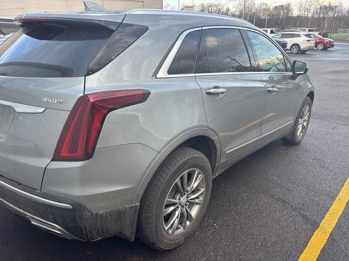 2023 Cadillac XT5 Premium Luxury