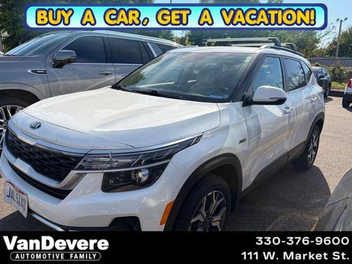 Snow White Pearl 2021 Kia Seltos EX