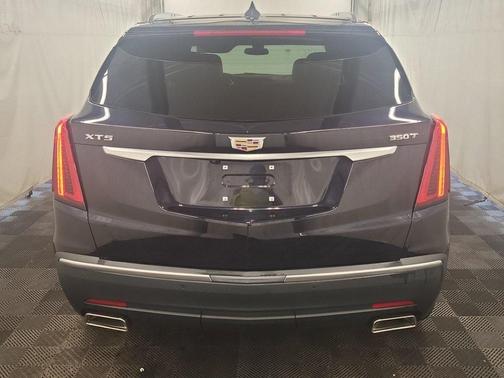 2022 Cadillac XT5 Luxury