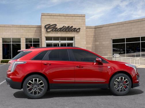 2025 Cadillac XT5 Sport