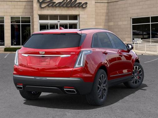 2025 Cadillac XT5 Sport