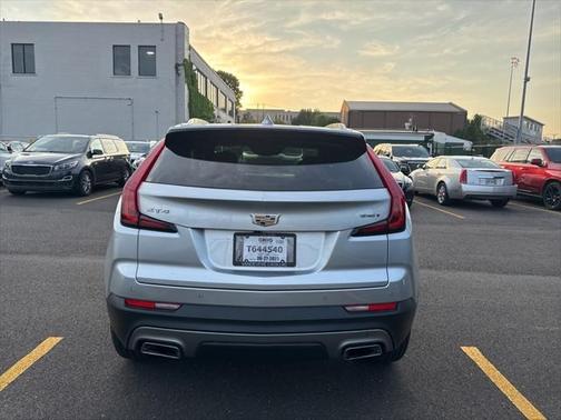 2021 Cadillac XT4 Premium Luxury