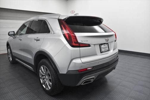 2021 Cadillac XT4 Premium Luxury