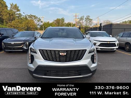 2021 Cadillac XT4 Premium Luxury