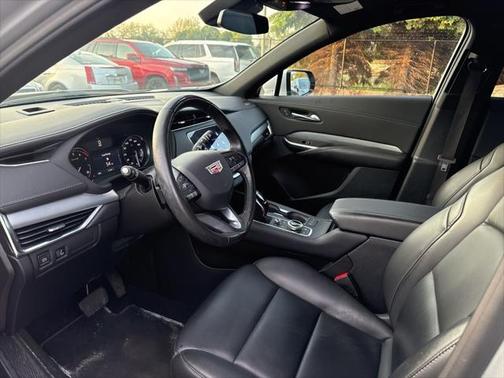 2021 Cadillac XT4 Premium Luxury