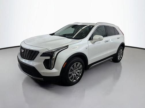Crystal White Tricoat 2023 Cadillac XT4 Premium Luxury