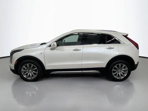 Crystal White Tricoat 2023 Cadillac XT4 Premium Luxury