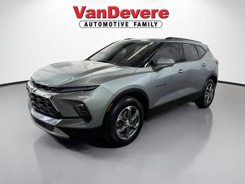 Sterling Gray Metallic 2024 Chevrolet Blazer 2LT