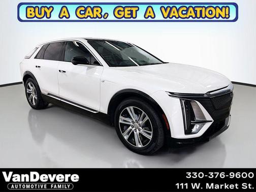 Crystal White Tricoat 2024 Cadillac LYRIQ Tech