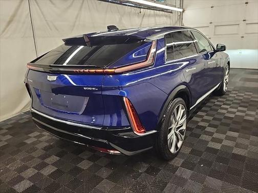 2024 Cadillac LYRIQ Luxury w/1SE