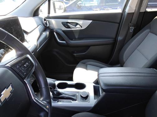 Summit White 2023 Chevrolet Blazer 2LT