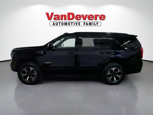 Black 2025 GMC Yukon AT4 4WD