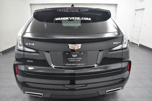 2024 Cadillac XT4 Sport