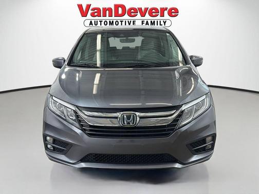 Gray 2018 Honda Odyssey EX-L