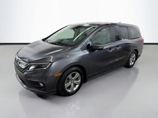 Gray 2018 Honda Odyssey EX-L