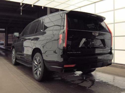 2023 Cadillac Escalade Sport