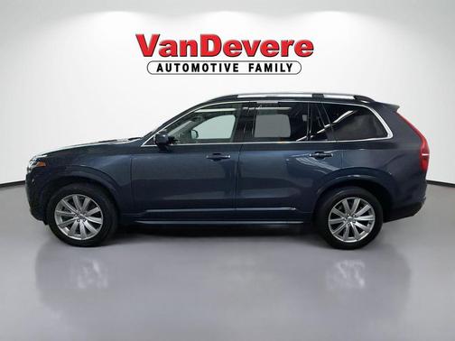 Denim Blue Metallic 2019 Volvo XC90 T6 Momentum