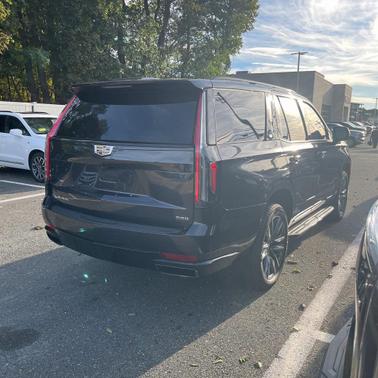2022 Cadillac Escalade Sport