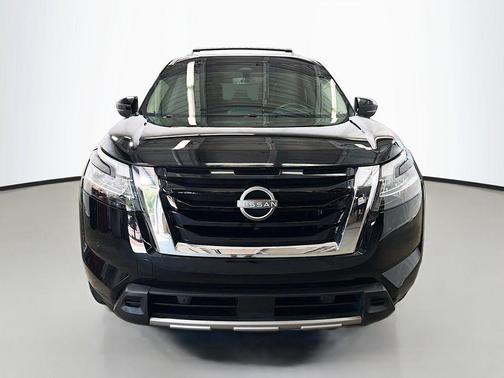 Super Black 2024 Nissan Pathfinder Platinum 4WD