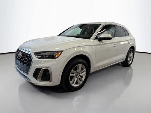 2023 Audi Q5 45 S line Premium
