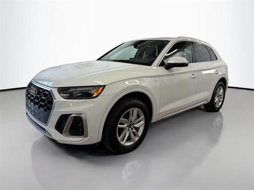 2023 Audi Q5 45 S line Premium