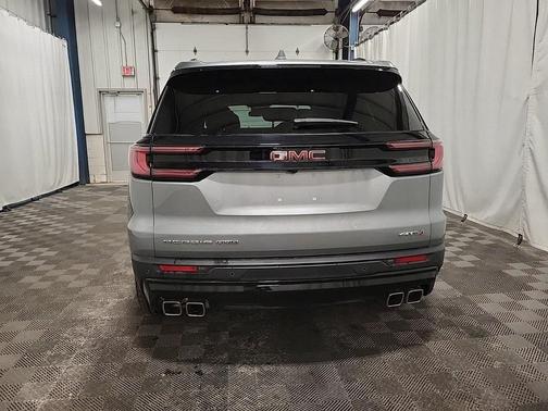 2025 GMC Acadia AWD AT4