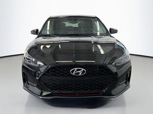 Ultra Black Pearl 2019 Hyundai Veloster Base
