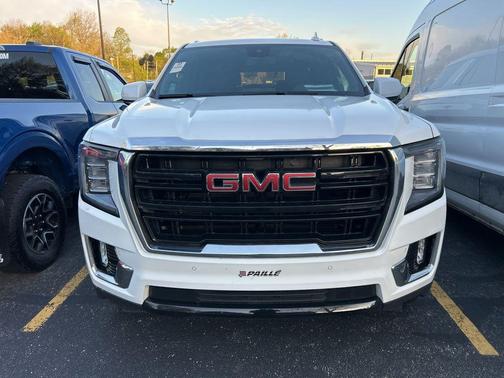 White 2024 GMC Yukon SLE
