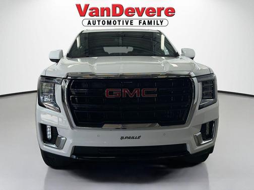 White 2024 GMC Yukon SLE