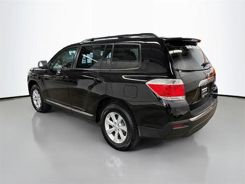 2013 Toyota Highlander SE