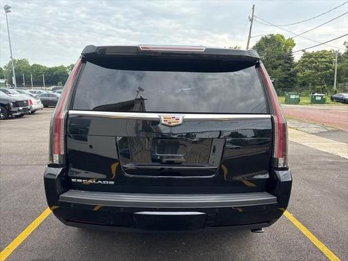 2016 Cadillac Escalade Premium