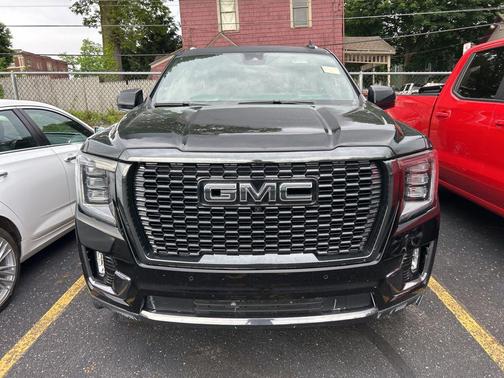 Black 2024 GMC Yukon Denali Ultimate