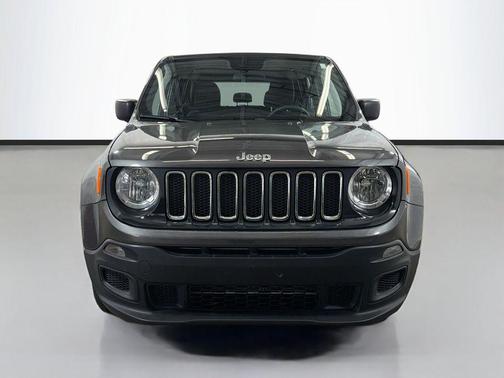 Granite Crystal Metallic Clearcoat 2018 Jeep Renegade Sport
