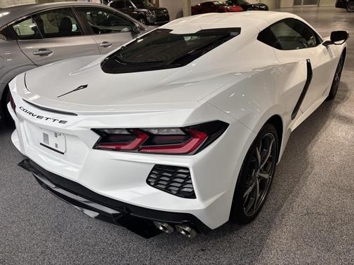 2021 Chevrolet Corvette Stingray w/1LT
