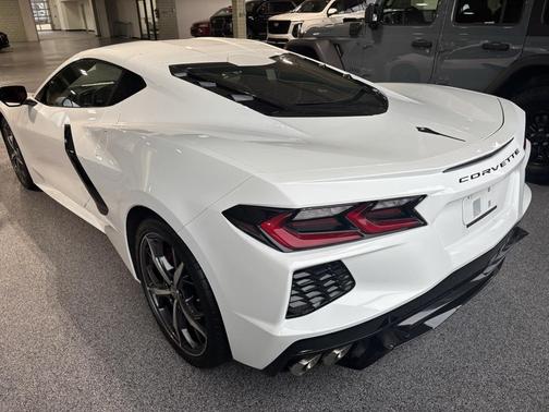 2021 Chevrolet Corvette Stingray w/1LT
