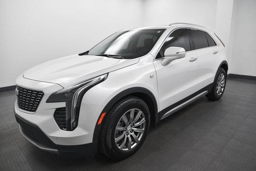 2022 Cadillac XT4 Premium Luxury