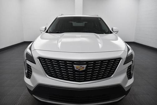 2022 Cadillac XT4 Premium Luxury
