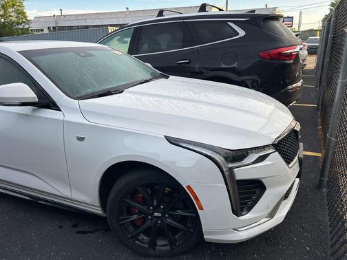 2023 Cadillac CT4 Sport