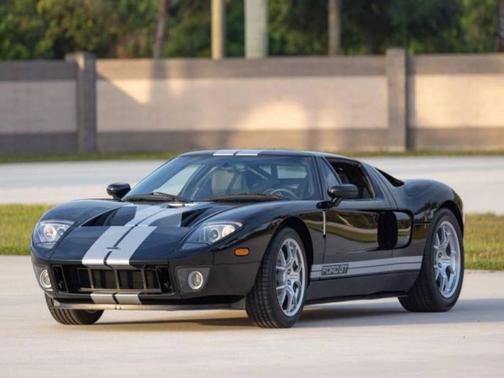 2006 Ford GT Base 2dr Coupe