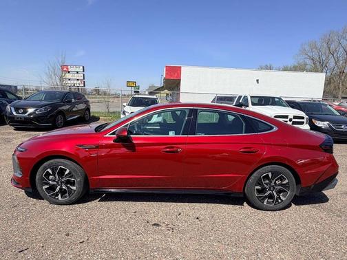 Ultimate red 2025 Hyundai SONATA SEL