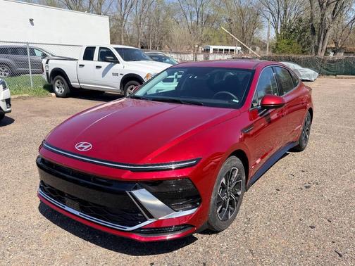 Ultimate red 2025 Hyundai SONATA SEL