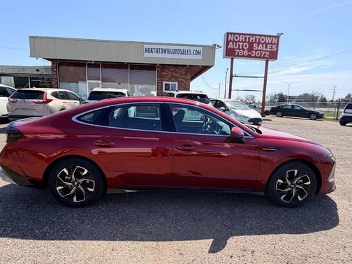Ultimate red 2025 Hyundai SONATA SEL