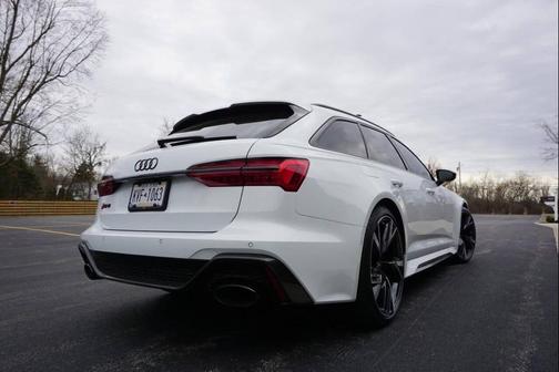 2022 Audi RS 6 Avant 4.0T