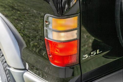 2001 Isuzu Trooper Limited