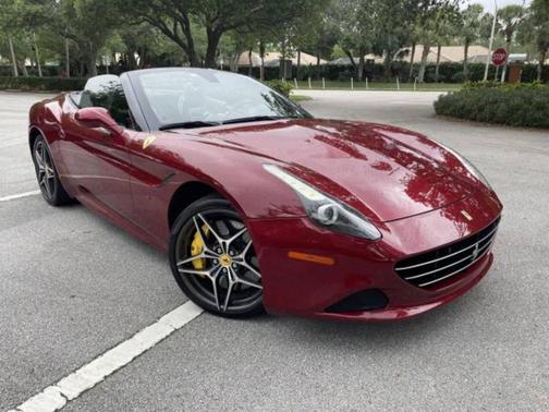 Black 2016 Ferrari California T