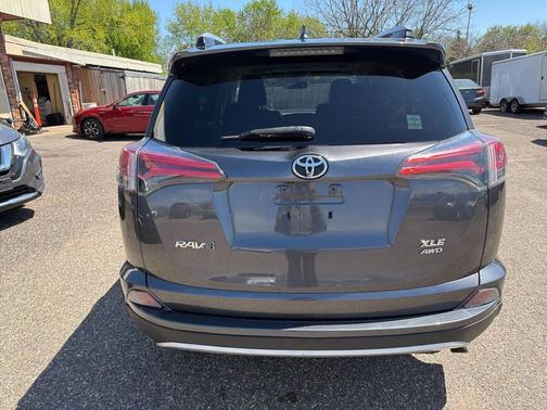 Magnetic Gray Metallic 2016 Toyota RAV4 XLE